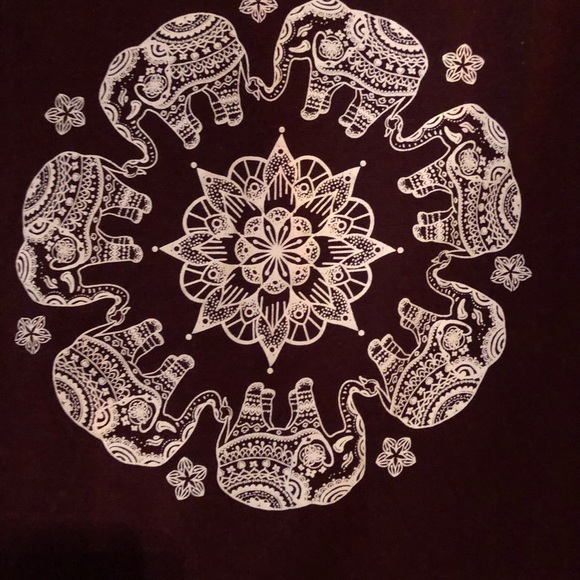 Cute and Comfortable VNeck Tee Shirt - Picture 5 of 7